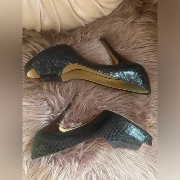 - GIUSEPPE ZANOTTI Black Snake Peep Toe Platform Pumps Size 37 high heels … - Picture 3 of 15